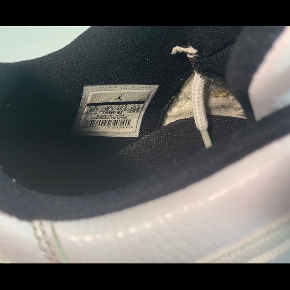 AIR JORDAN 11 LOW “CEREMONY” - Picture 7 of 7